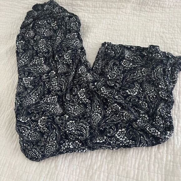 Catherines Navy Blue and White Floral Wide-Leg Soft Pants - Picture 2 of 7